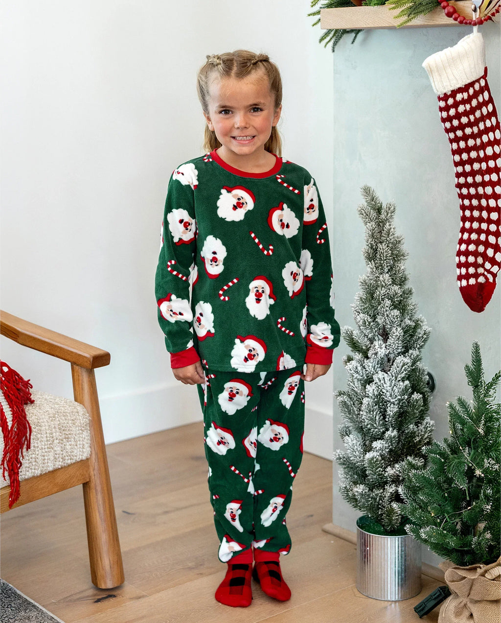 PatPat Matching Family Christmas Pajamas Santa Claus Print Fleece Green